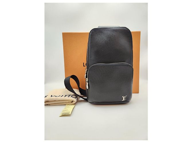 Louis Vuitton Taiga Avenue Slingback Black Nero - vista 5