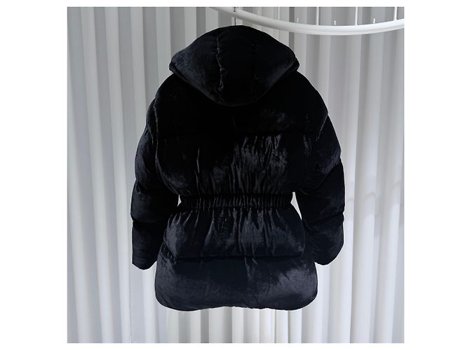 Prada Steppjacke aus schwarzem Samt - Ansicht 7