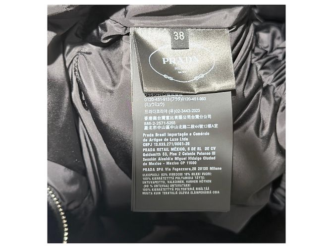 Prada Steppjacke aus schwarzem Samt - Ansicht 8
