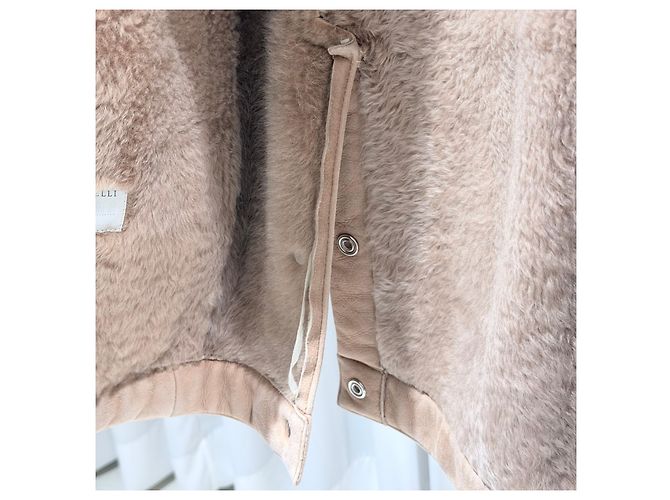 Brunello Cucinelli Brauner Shearling-Mantel aus Lammfell - Ansicht 10