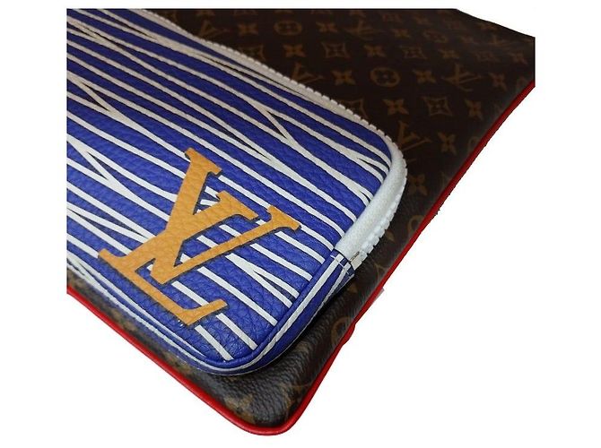 Louis Vuitton Pochette Multi-Tasche Monogram Épi Edizione Limitata Blu - vista 5