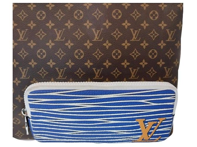 Louis Vuitton Pochette Multi-Tasche Monogram Épi Edizione Limitata Blu - vista 7