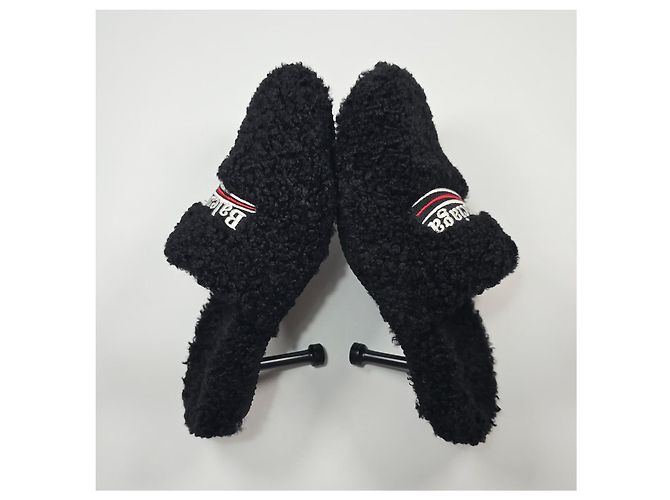 Balenciaga Fellige Mule mit besticktem Logo Braun - Ansicht 5