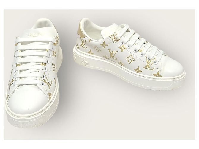 Louis Vuitton Timeout Sneaker mit weißgoldener Schriftlogo - Ansicht 4