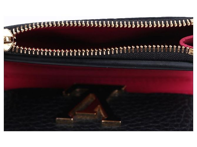 Louis Vuitton Cartera Capucines XS Negro - vista 12