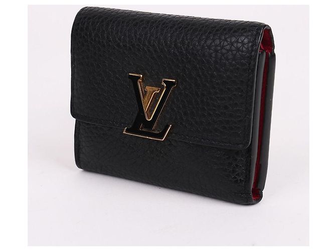 Louis Vuitton Cartera Capucines XS Negro - vista 4