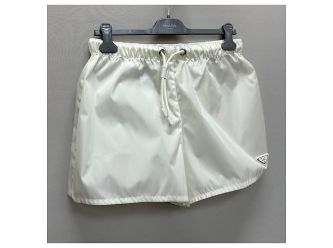 Prada Short de gabardina Re-Nylon Plata - vista 3