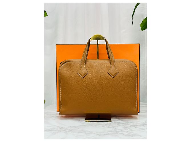 Hermès Victoria Light Camel Gold Stamp Marrone - vista 3