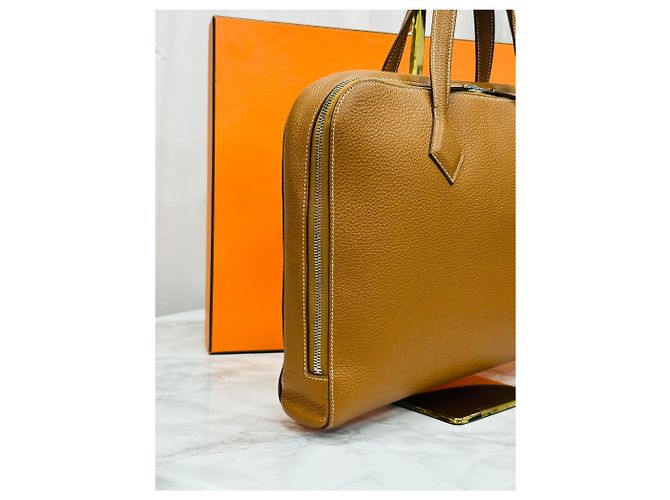 Hermès Victoria Light Camel Gold Stamp Marrone - vista 4