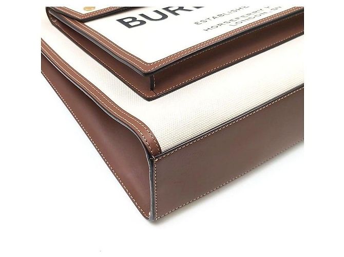 Burberry Canvas Pocket Bag Medium Braun - vue 7