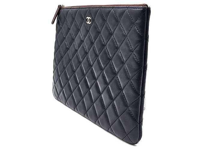 Chanel Clutch Classica in Agnello New Medium Nero - vista 2