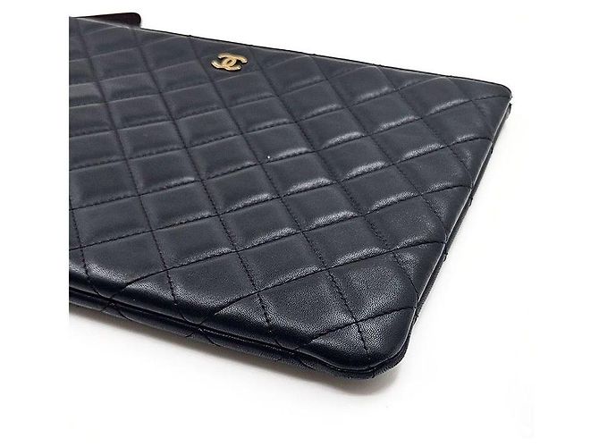 Chanel Clutch Classica in Agnello New Medium Nero - vista 5