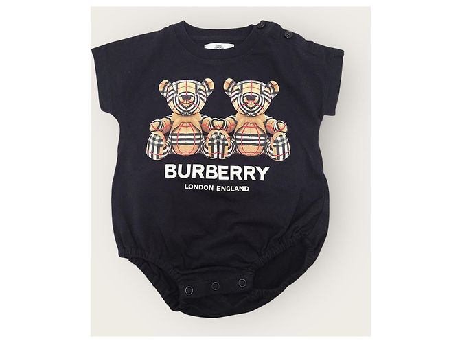 Burberry Schwarzes Set aus Baumwoll-Oberteil und Mütze mit Baby Thomas Bear Motiv - Ansicht 2