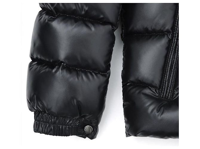 Doudoune Moncler Kids à capuche en fourrure Noir - vue 8