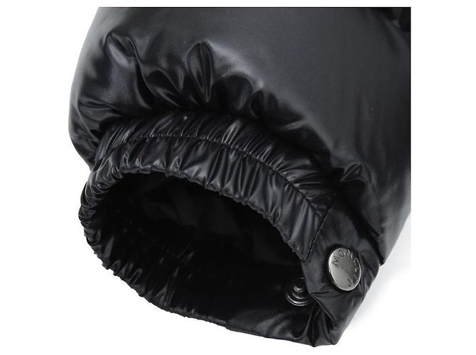 Doudoune Moncler Kids à capuche en fourrure Noir - vue 9