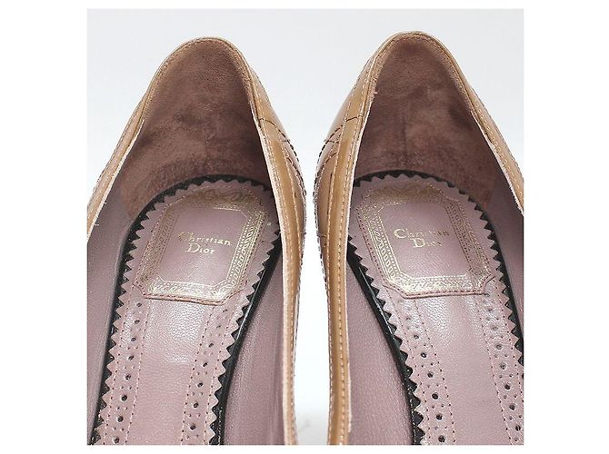 Dior Christian Cannage Open-Toe-Pumps aus Lackleder Braun - Ansicht 11