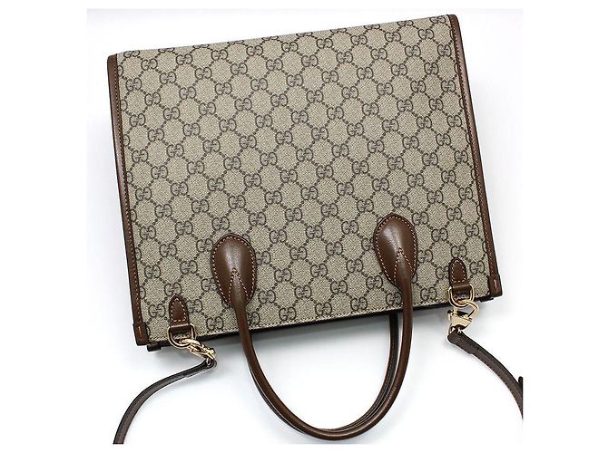 Gucci Piccola borsa a tracolla tote GG Supreme in pelle marrone - vista 4