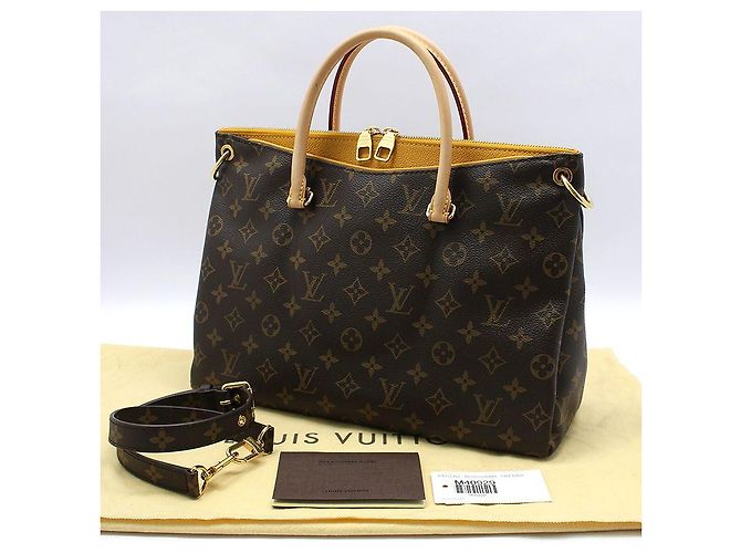 Louis Vuitton Sac à épaule Monogram Palas MM Marron - vue 2