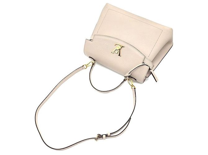 Louis Vuitton Lockme Ever MM Bianco - vista 4