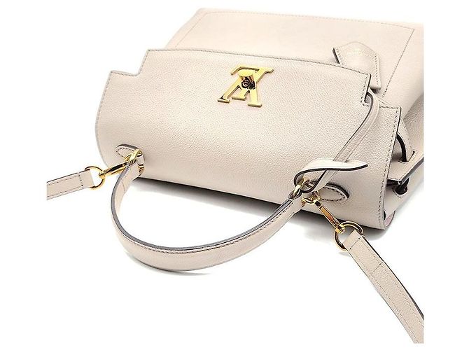 Louis Vuitton Lockme Ever MM Bianco - vista 6