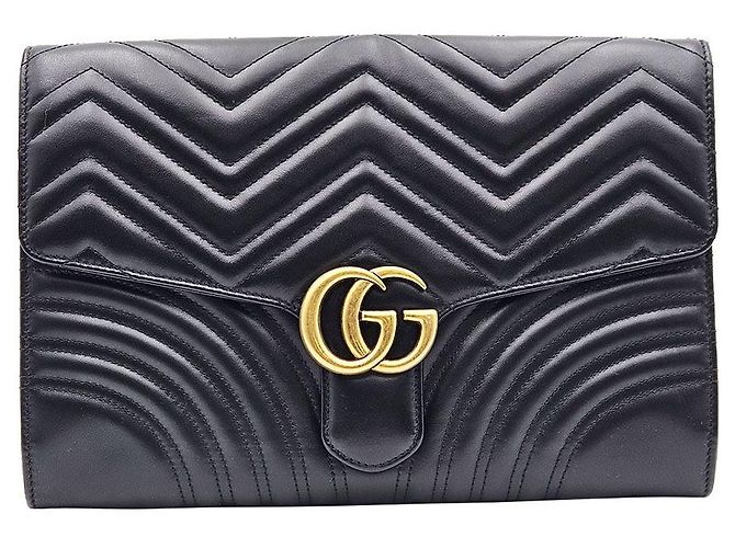 Gucci Clutch GG Marmont in pelle matelassé chevron nera e oro Nero - vista 2