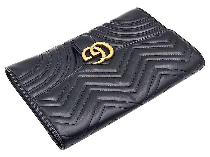 Gucci Clutch GG Marmont in pelle matelassé chevron nera e oro Nero - vista 5