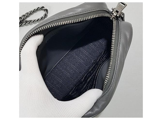 Prada Borsa a tracolla Diagram Chain Marrone - vista 8