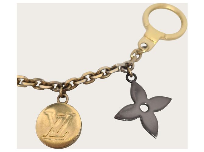 Louis Vuitton Portachiavi e charm per borsa Monogram Flower Kaleido Padlock D'oro - vista 3