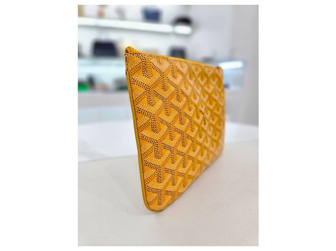 Goyard Bolsa Clutch Senna Pouch PM Amarelo - vista 13