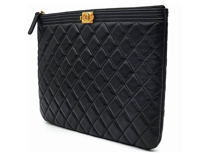 Chanel Clutch Boy in agnello New Medium Nero - vista 2