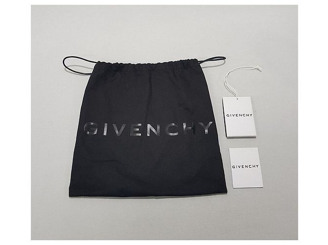 Givenchy Mini bolsa transversal Logo Essential Preto - vista 10