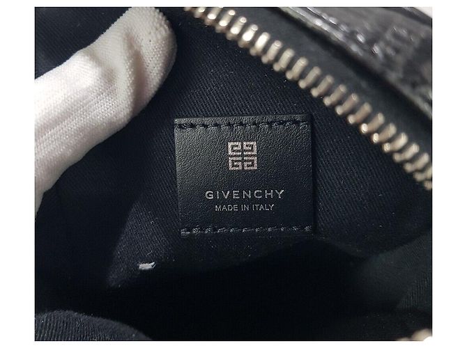 Givenchy Mini bolsa transversal Logo Essential Preto - vista 9