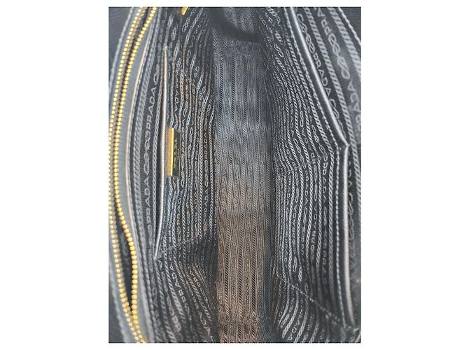 Prada Borsa Tote Saffiano Lux Gold con Doppia Cerniera Nero - vista 7