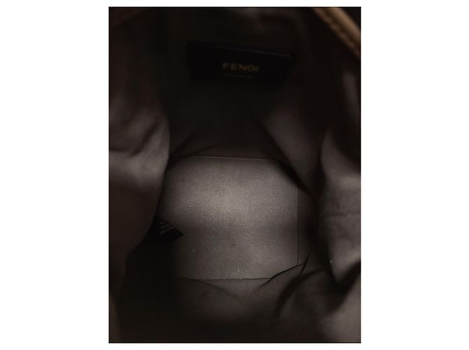 Fendi Mini borsa a secchiello Montrezzo in shearling con logo FF marrone - vista 4