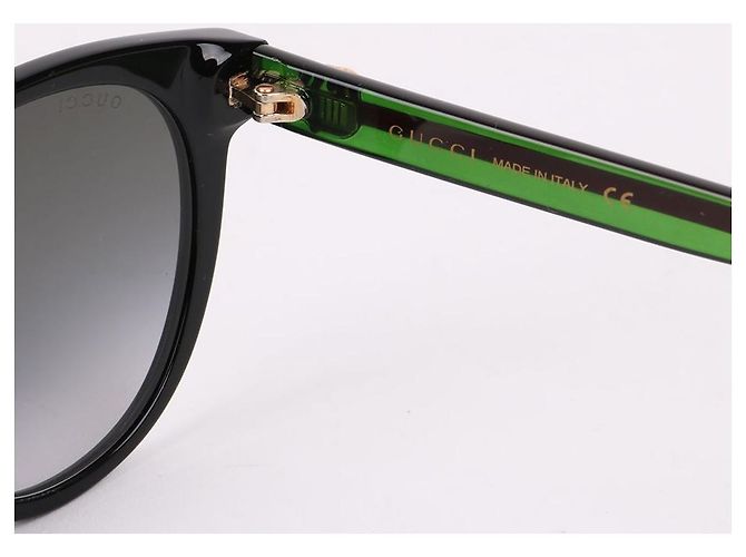 Gucci Occhiali da sole unisex con logo laterale a tre linee Verde - vista 6