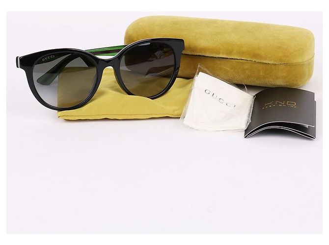 Gucci Occhiali da sole unisex con logo laterale a tre linee Verde - vista 9