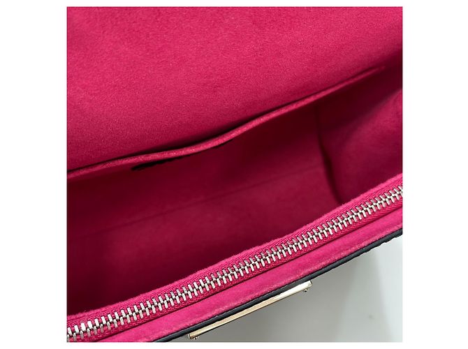 Louis Vuitton Borsa Tote Cluny Mini Épi Black Nero - vista 8