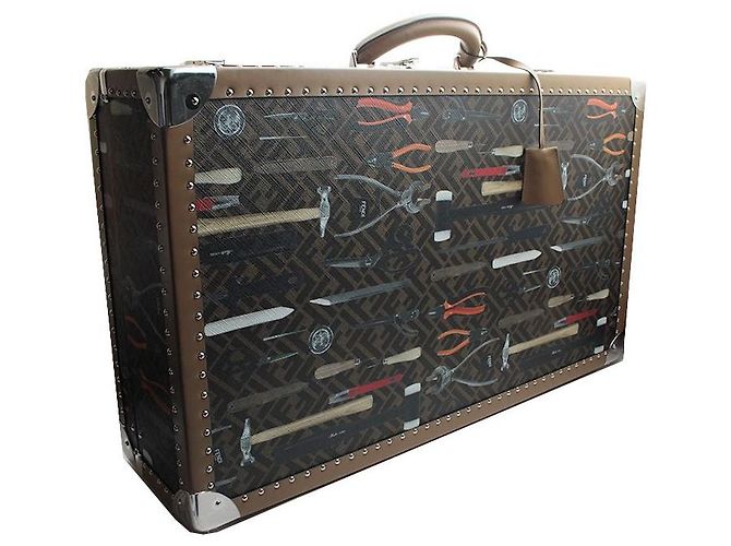 Fendi Tool Print Silver Stud Suitcase Black - view 2
