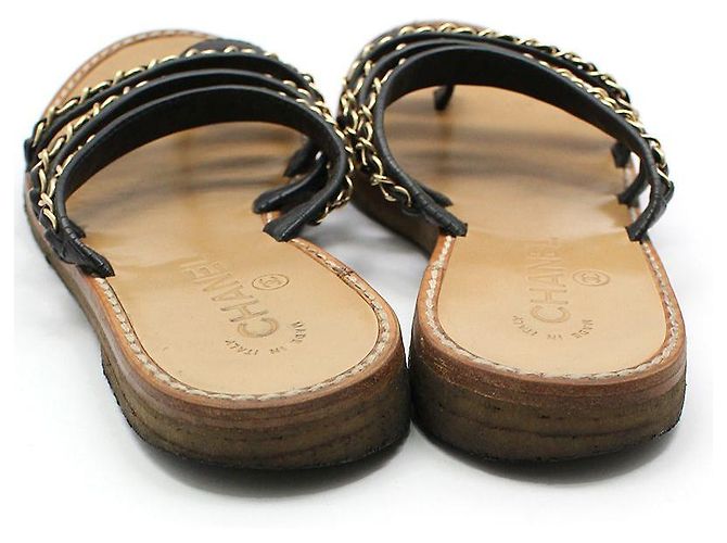 Chanel Sandalia de Tiras con Cadena Dorada Castaño - vista 6