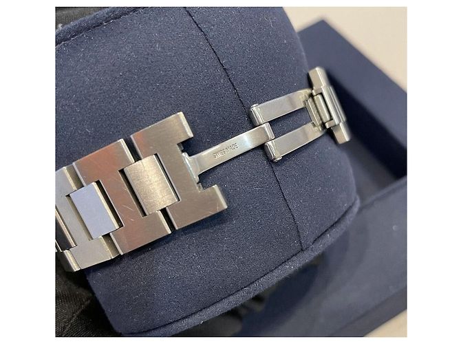 Pasha de Cartier Uhr aus Stahl - Ansicht 4