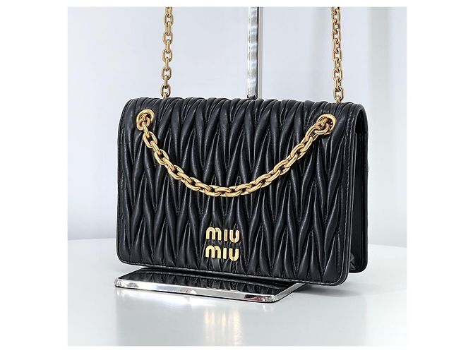 Miu Miu Borsa a tracolla trapuntata con catena Nero - vista 5