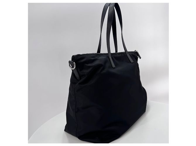 Prada Borsa shopper in nylon con logo triangolare, borsa a tracolla Nero - vista 7