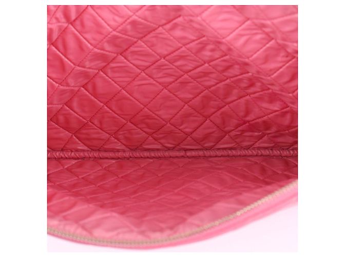 Chanel Clutch grande in pelle di agnello placcata oro CC rosa - vista 11
