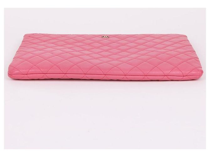 Chanel Clutch grande in pelle di agnello placcata oro CC rosa - vista 8
