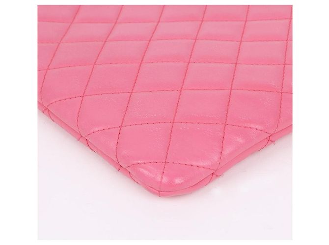 Chanel Clutch grande in pelle di agnello placcata oro CC rosa - vista 9