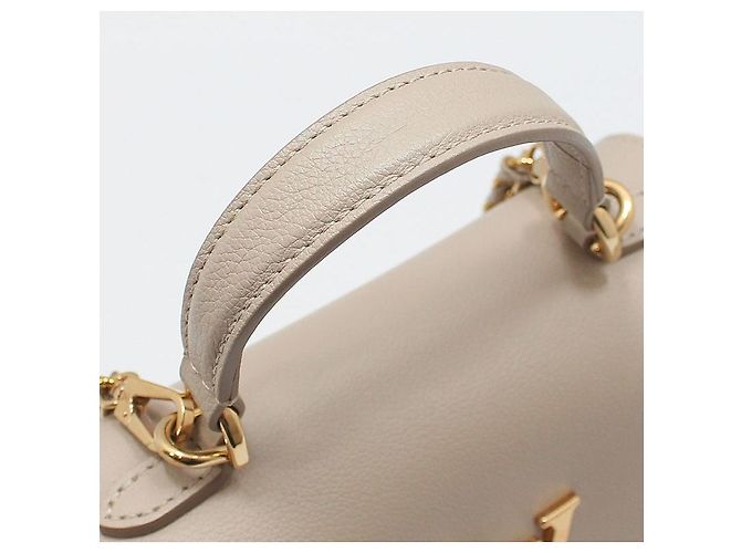 Louis Vuitton Mini bolso de hombro Lockme Ever gris Castaño - vista 6