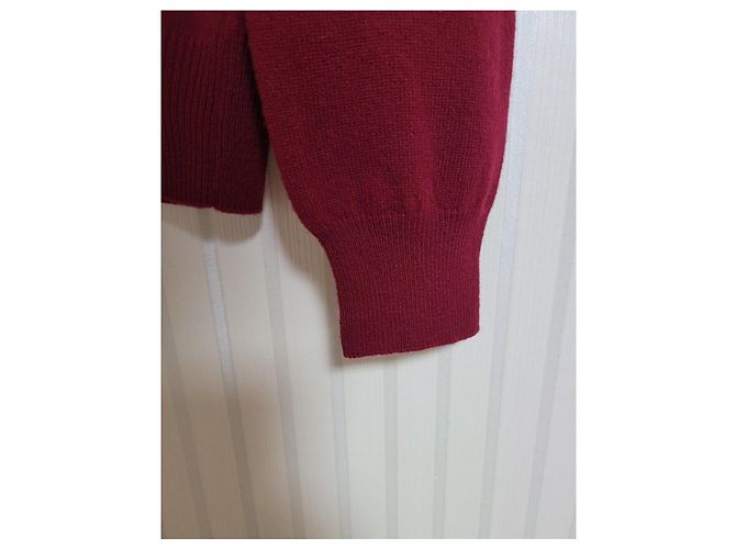 Comme Des Garcons Burgunderroter Strickpullover mit Doppelwappen für Herren - Ansicht 4