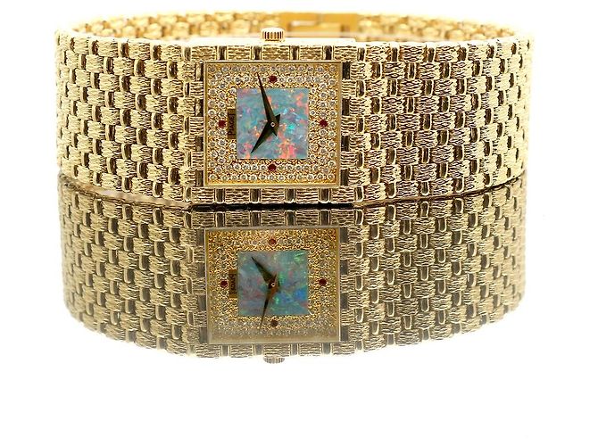 Piaget Orologio al quarzo da uomo in oro con quadrante in opale e cornice di diamanti Giallo - vista 19