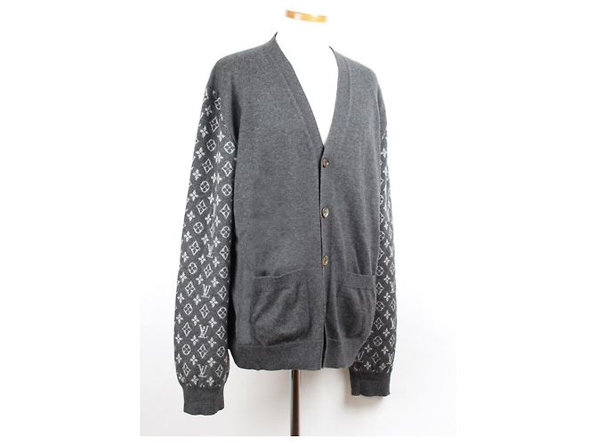 Louis Vuitton Cardigan in cashmere con monogramma XL Marrone - vista 6