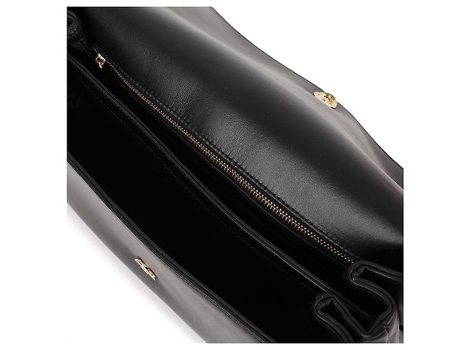 Salvatore Ferragamo Borsa a tracolla con patta frontale Nero - vista 8